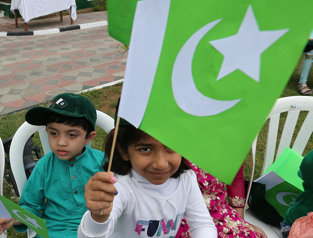 khaleejtimes.com - Ajanta Paul - Pakistan e-Passport launch in UAE delayed: Embassy cites technical issues
