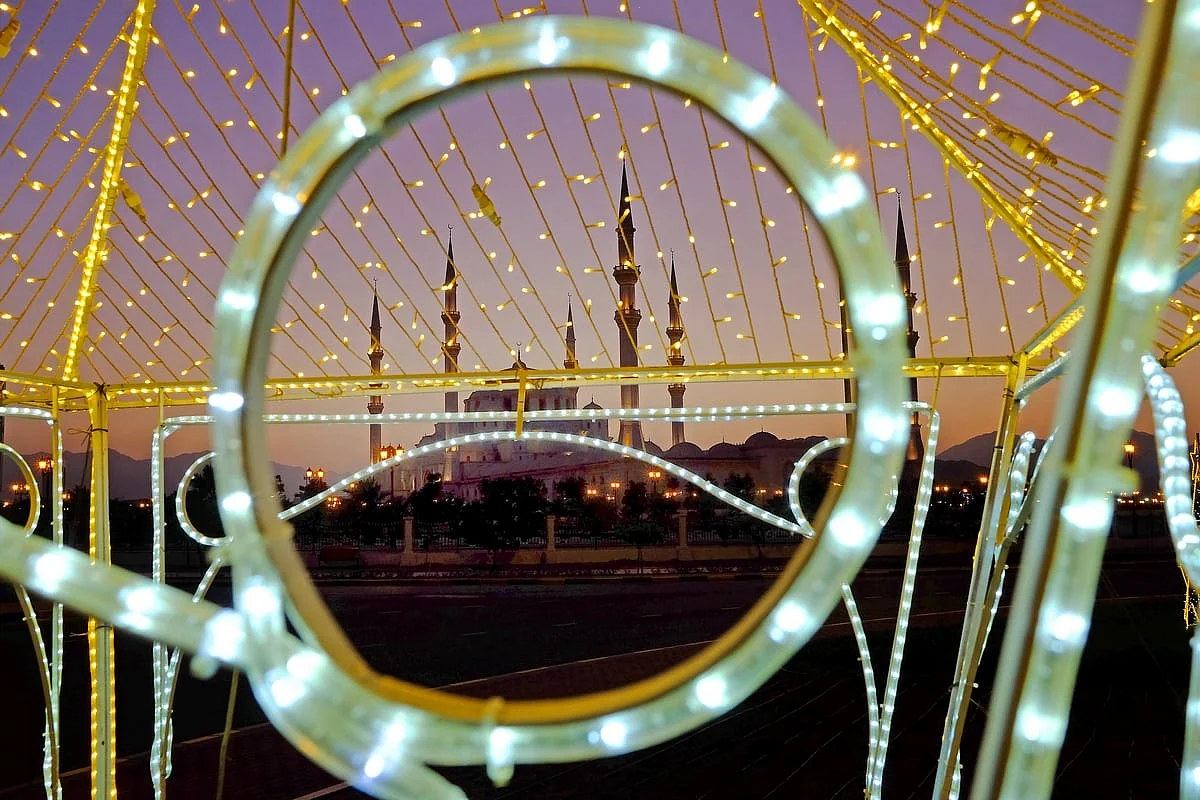 Eid Al Fitr 2025 Saudi Arabia calls on Muslims to spot Shawwal moon on Saturday evening