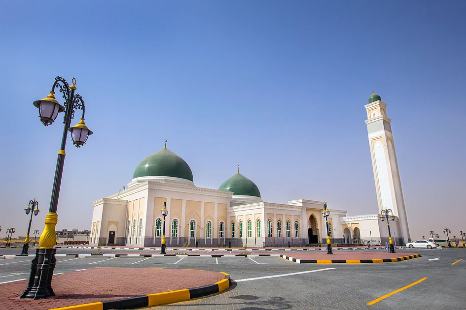 New Friday prayer timing in UAE: How residents can adapt to early Jumuah