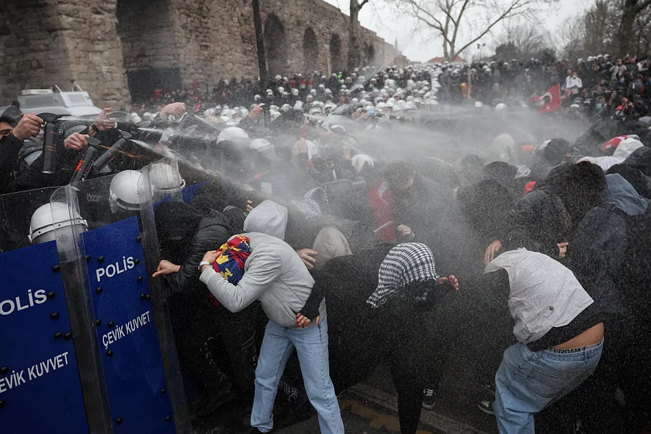 Turkey: 9 journalists detained following protests against Istanbul mayor's ...