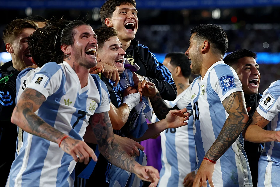 Argentina qualify for World Cup after thrashing Brazil 4-1