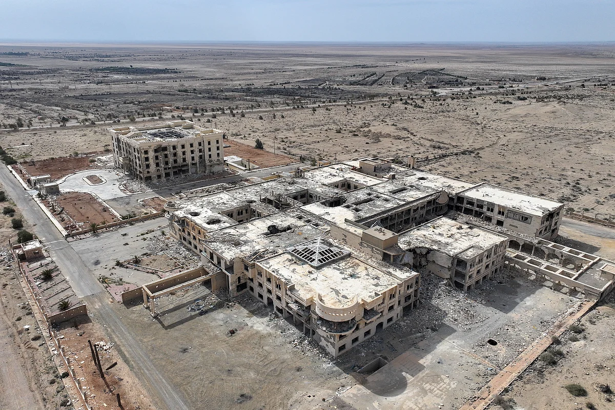 Syria monitor says at least five IS members killed in US' retaliatory strikes