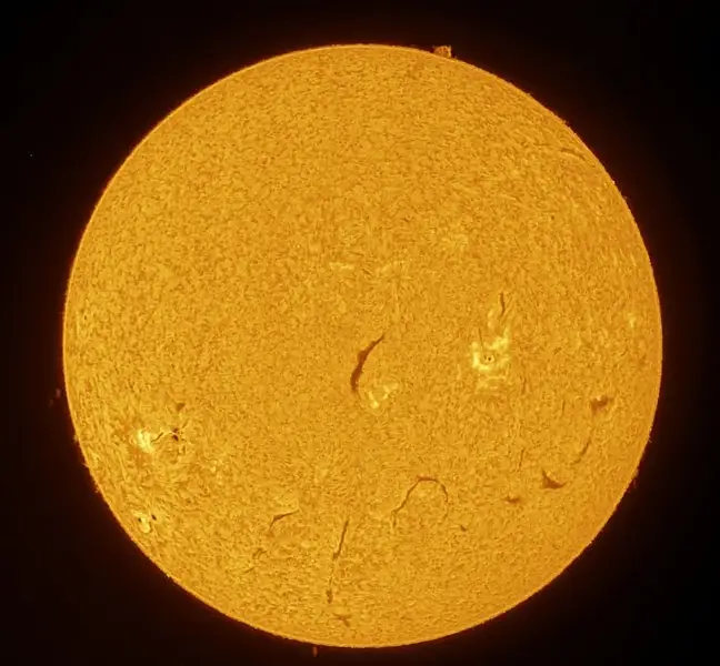 Sun Disasters Sun storm? UAE astronomers capture photo as solar eruption hits Earth ...