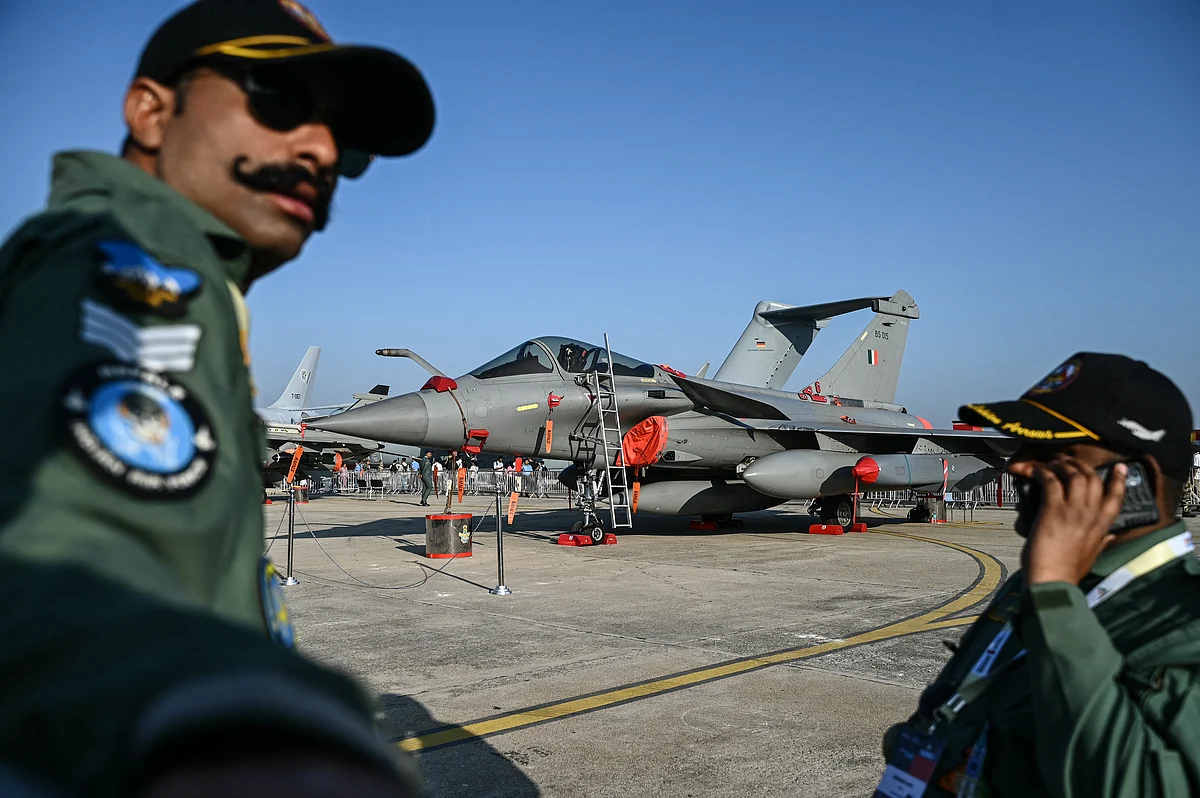 India says signs deal with France for 26 Rafale fighter jets | Khaleej ...