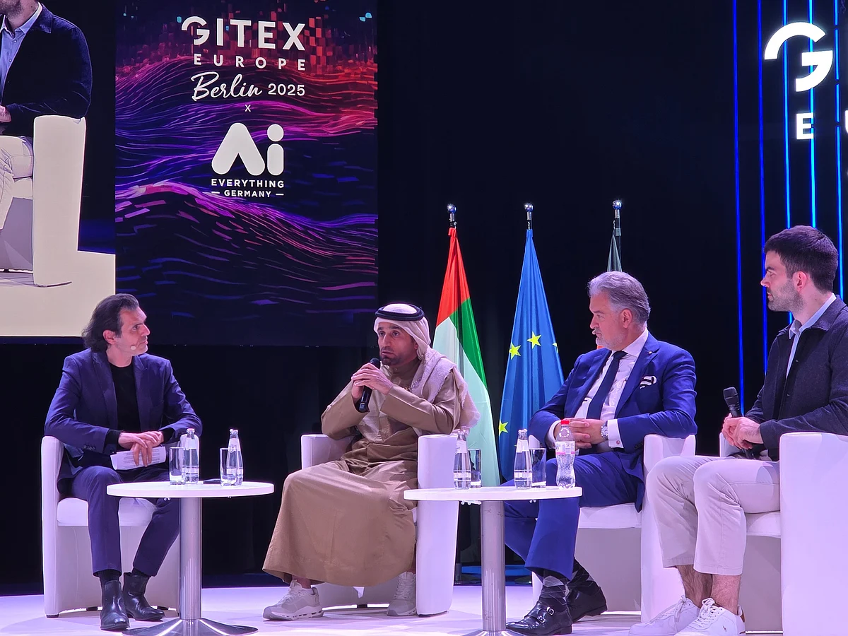 Dubai: Cities must involve private sector, have fair principles for AI growth, says official