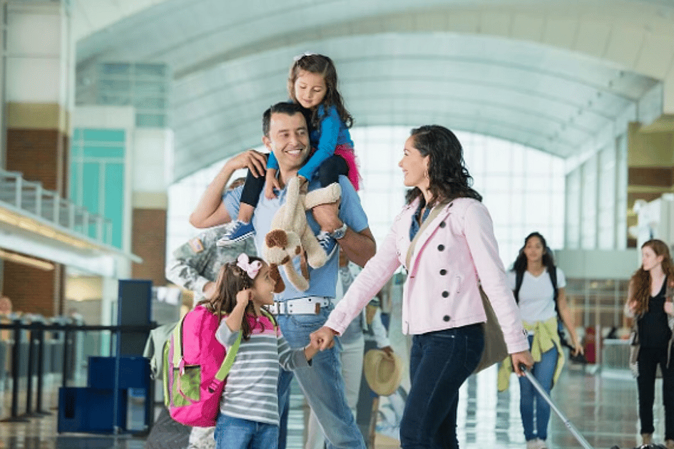 Reise in die VAE: Familien können diesen Sommer 250 Dh pro Flugticket ...