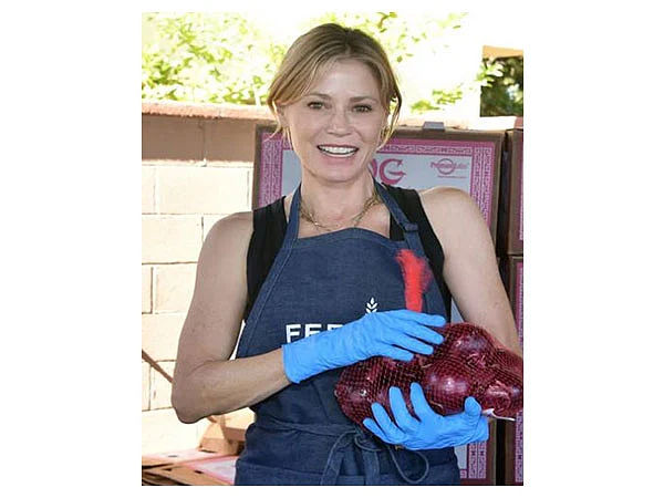 Julie Bowen, star of 'Modern Family', didn't expect to be in 'Happy Gilmore 2"