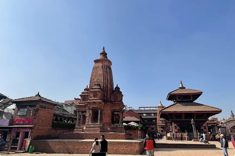 UAE: Some Indian expats lose over Dh1,400 as Nepal enforces strict travel ...