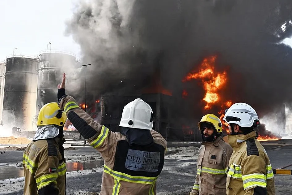 Shamis Fire Hamriyah Port fire: Sharjah Crown Prince honours teams that put out ...