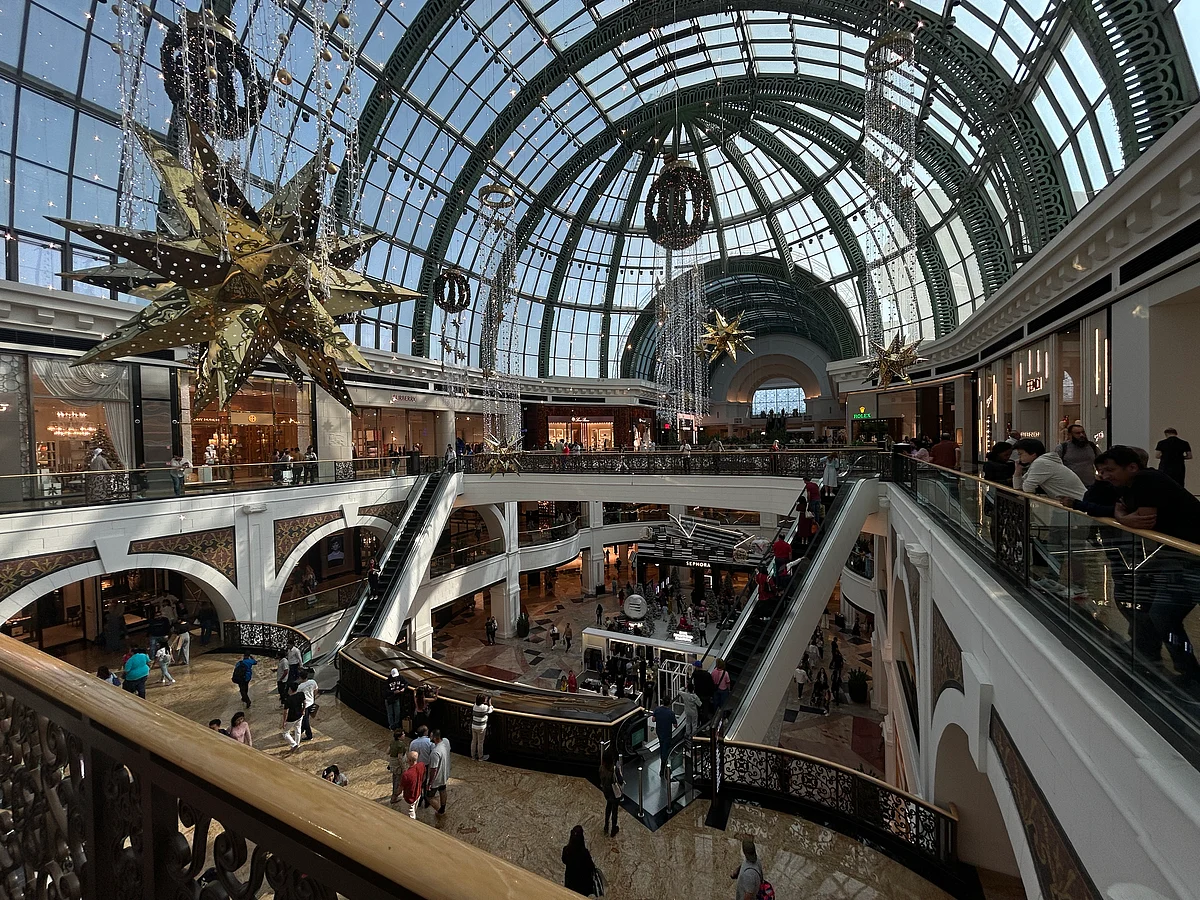 UAE emerges as a global luxury retail powerhouse driven by tourism, neutrality and next‑gen wealth