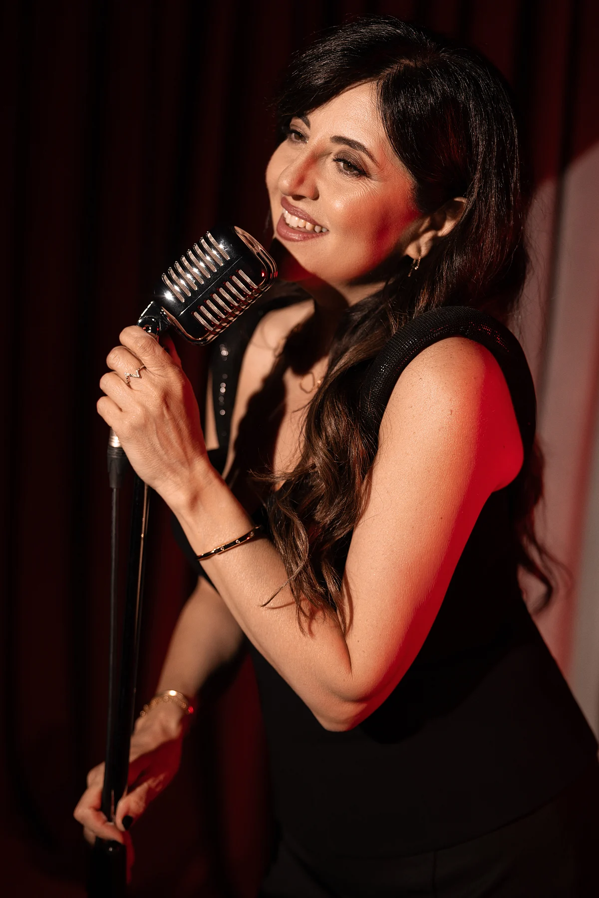 Maya Waked Performing