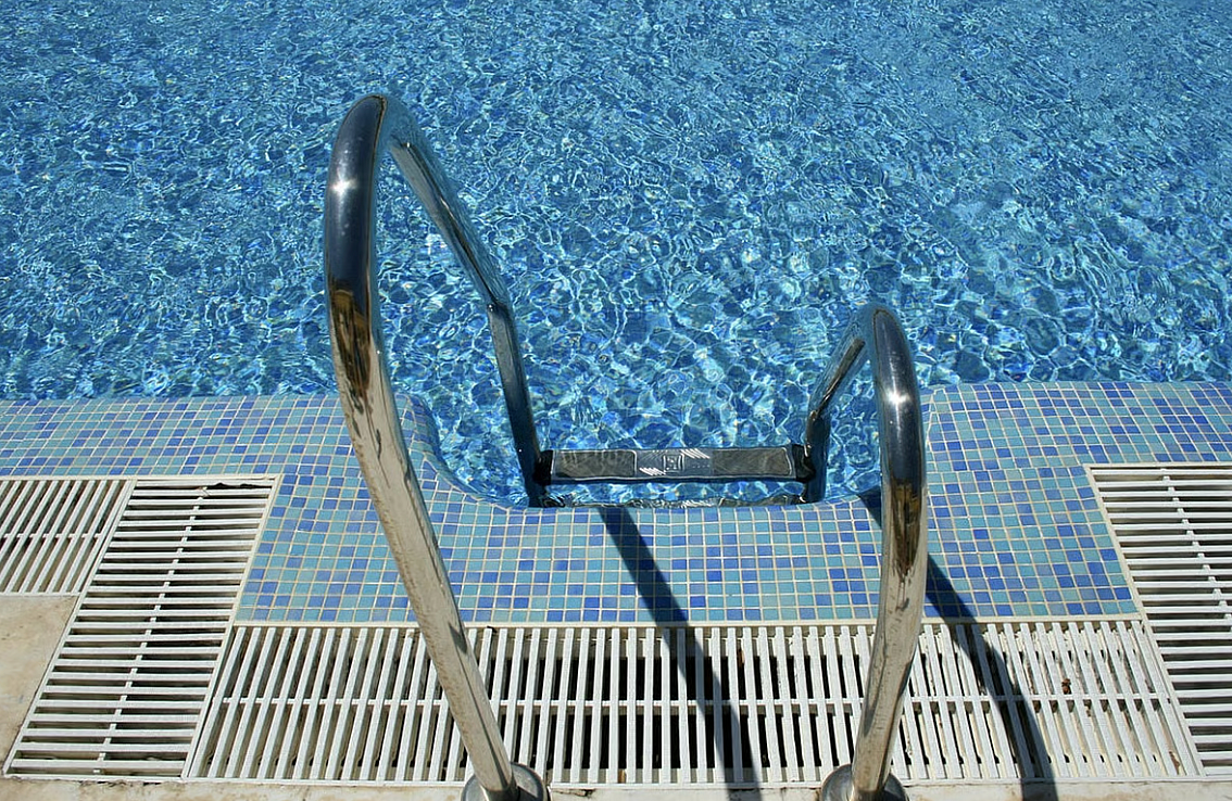Are public pools abroad safe? UAE experts weigh in on hygiene, chlorine ...