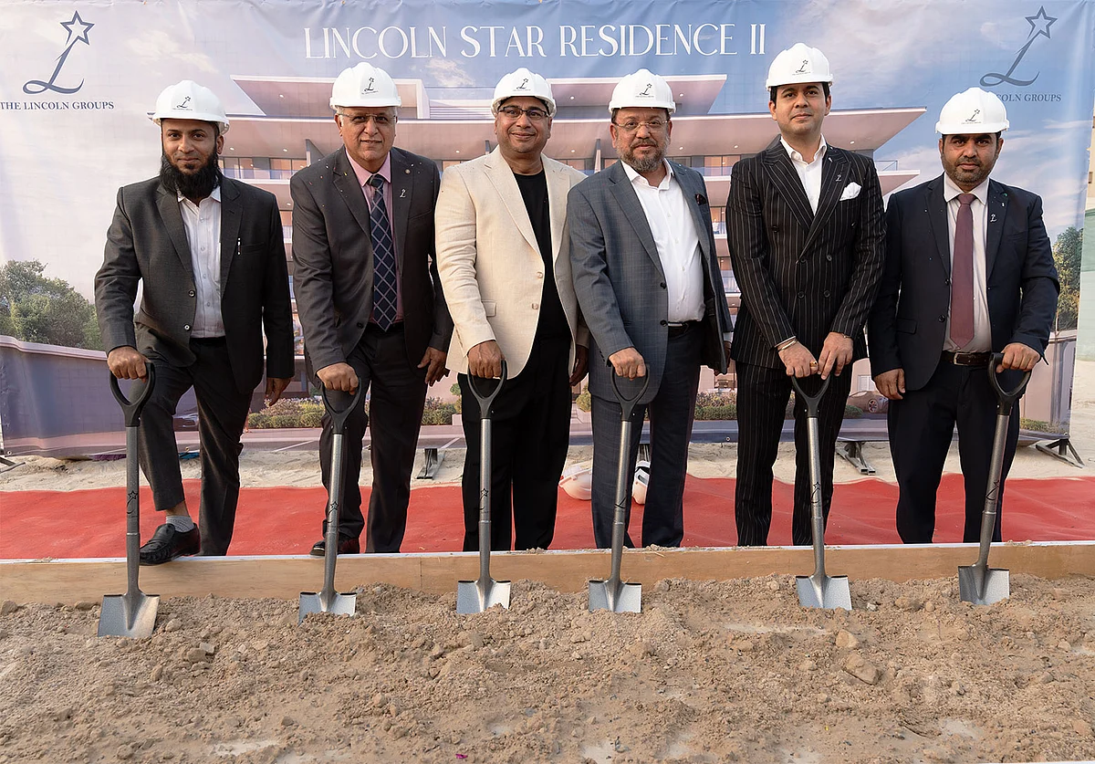 Image showcasing Cascade | Spring Decor Ideas for Cascade Lakeshore East | Apartments...