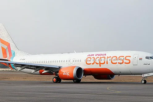 Woman gives birth mid-flight on Air India Express plane coming from Muscat