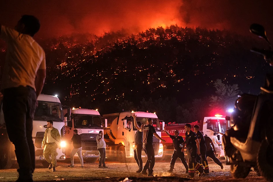 Fall Fireturkey Video: Turkey battles wildfires amid scorching heat as death toll rises ...