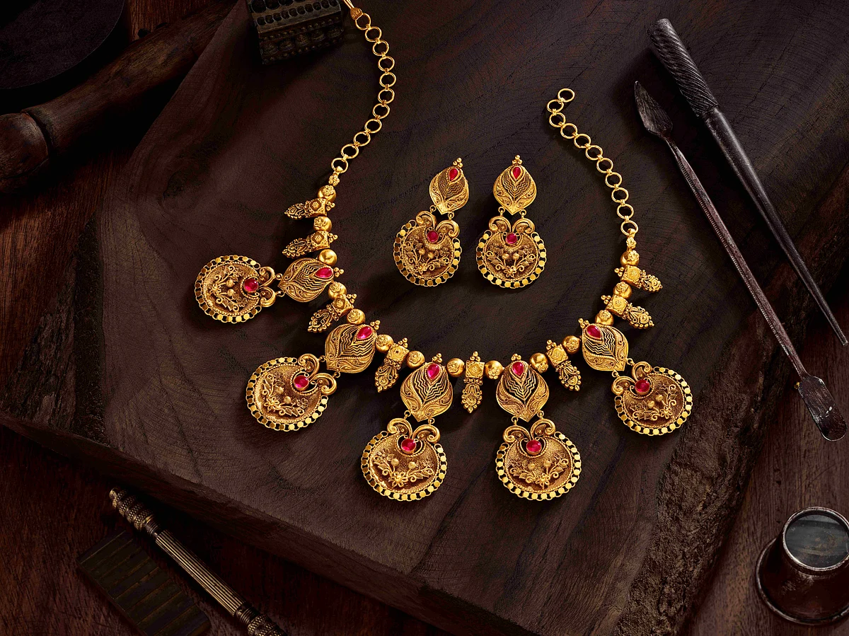 Carrying gold to India? New customs rules likely as UAE NRIs push for change