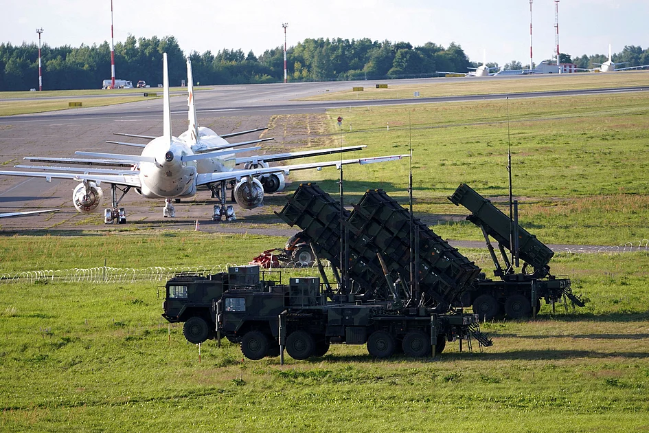 Lithuania shuts Vilnius airport, Belarus border in fourth airspace ...