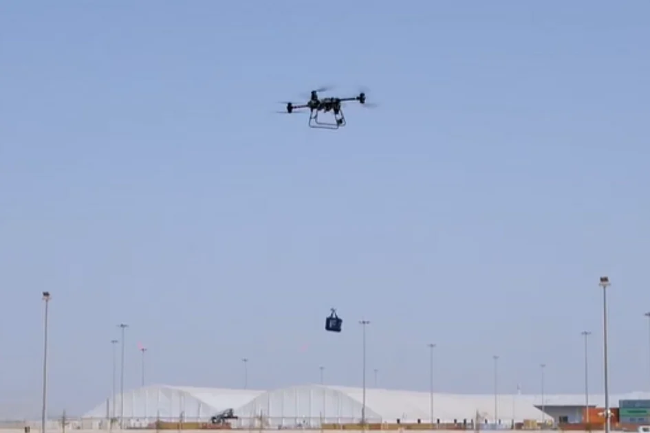 Clock: Abu Dhabi Trials Drone Delivery from Al Samha to Khalifa Industrial Zone Clock: Abu Dhabi Trials Drone Delivery from Al Samha to Khalifa Industrial Zone