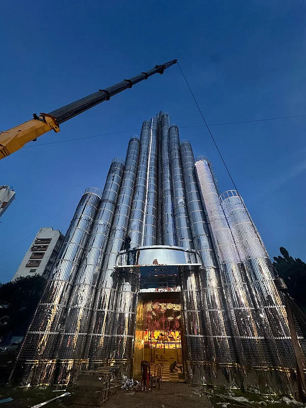 The Burj Khalifa in the making.&nbsp;Photo:&nbsp;IB Block Durga Puja