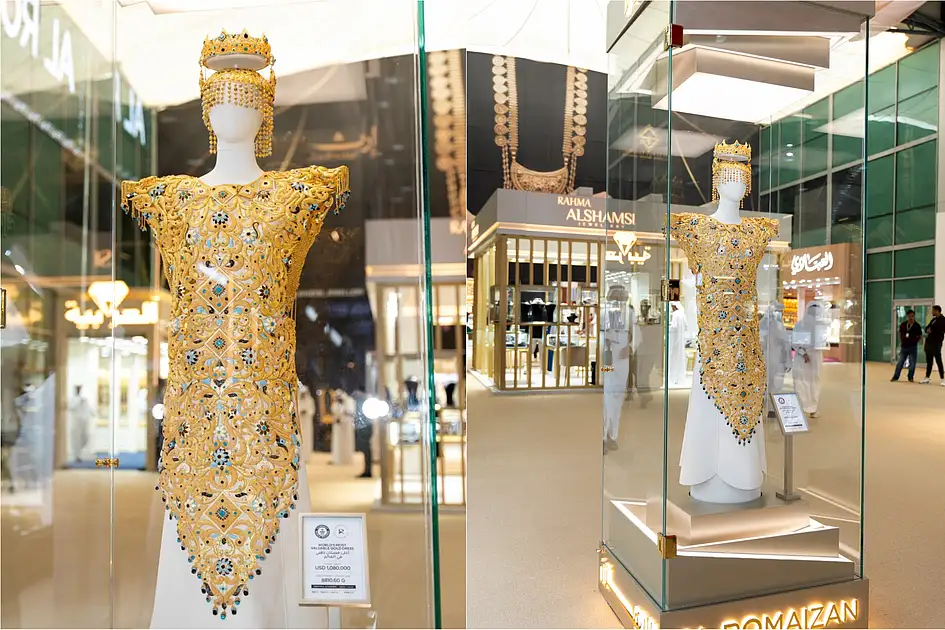 10kg Dubai gold dress: World's heaviest Dh4.6-million piece on display in Sharjah | Khaleej Times 10kg Dubai gold dress: World's heaviest Dh4.6-million piece on display in Sharjah | Khaleej Times