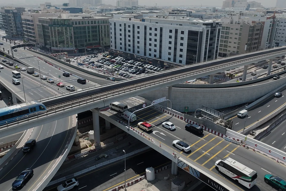 Dubai: New bridge opens on Sheikh Zayed Road towards Mall of the Emirates