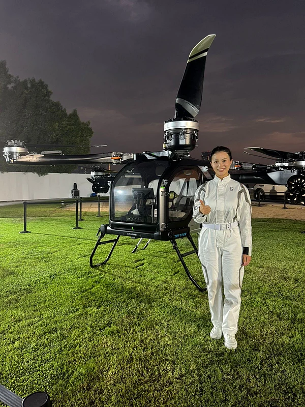 Pilot&nbsp;Yuanyuan Chu