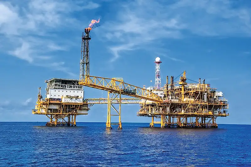 With more than 100 billion barrels of proven oil reserves , the UAE is one of world's largest and most reliable producers