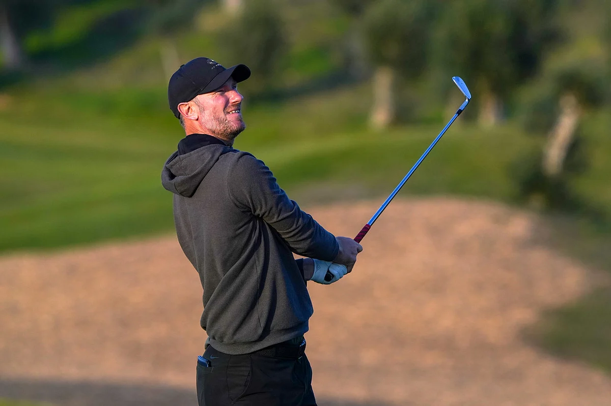 Chris Wood goes 36 holes bogey-free to lead Algarve Classic on the MENA Golf Tour