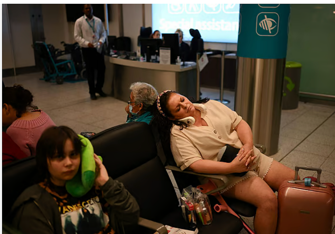 Edinburgh Airport suspends all flights after air traffic control outage