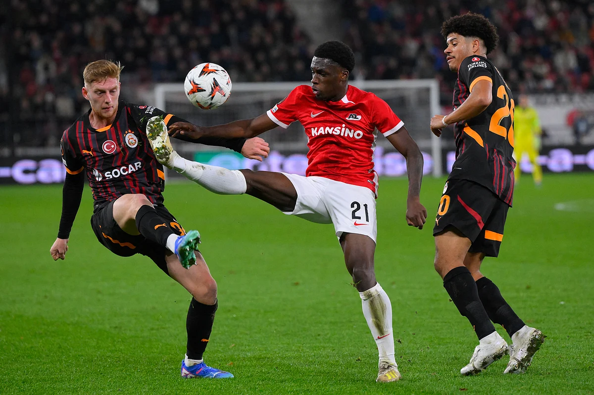 Turkey orders arrest of 29 footballers in betting scandal