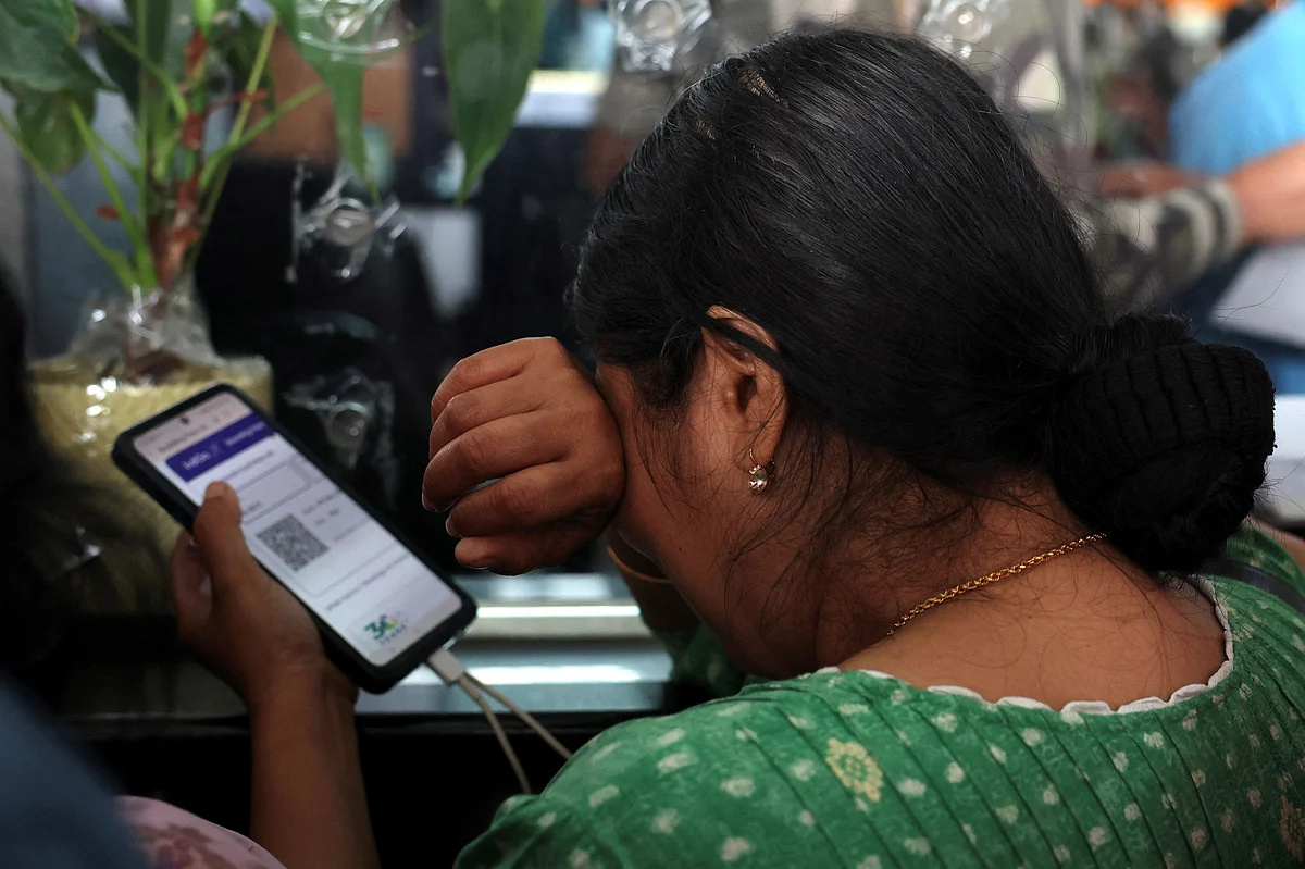 IndiGo passengers left in tears as massive flight cancellations cost some their jobs