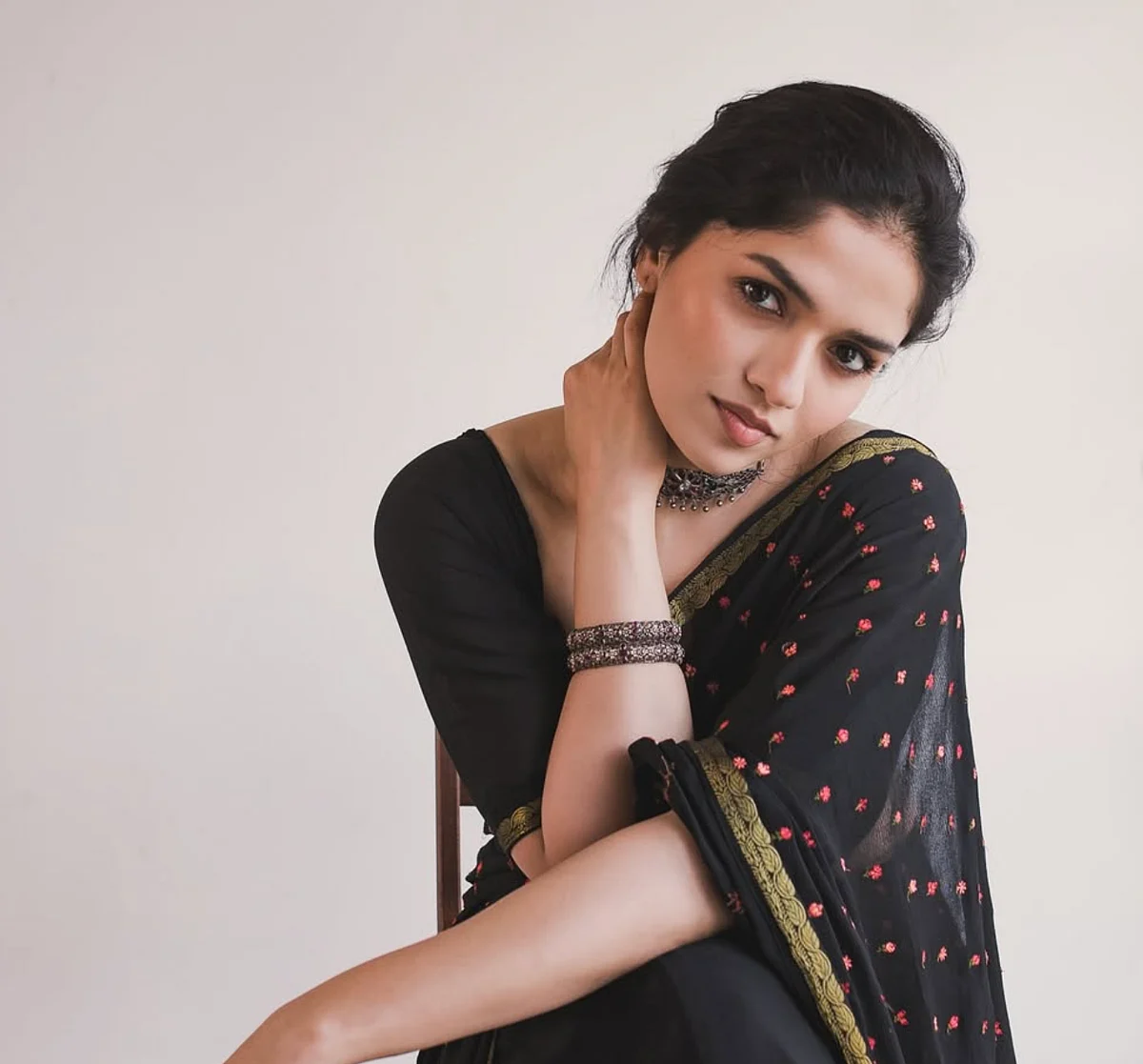 Meet Sunaina Yella, Indian actress dating UAE influencer Khalid Al Ameri