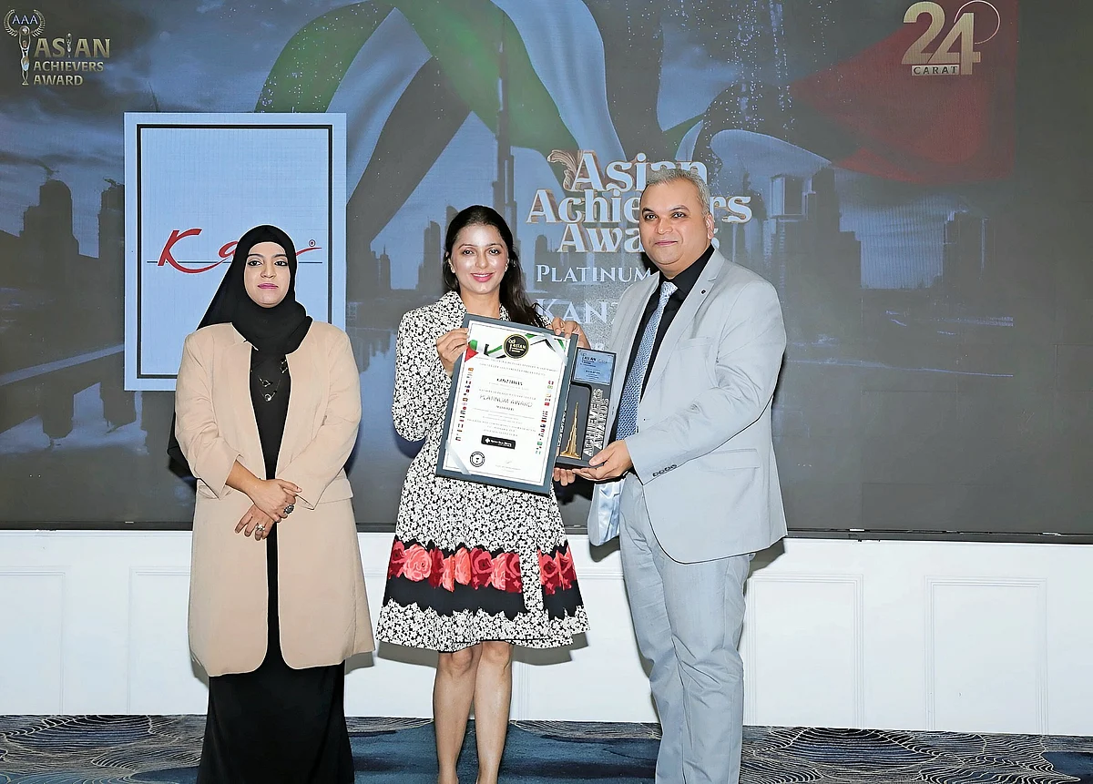 Kanz Jewels wins Asian Achievers Award for ‘Iconic Brand of the Year’