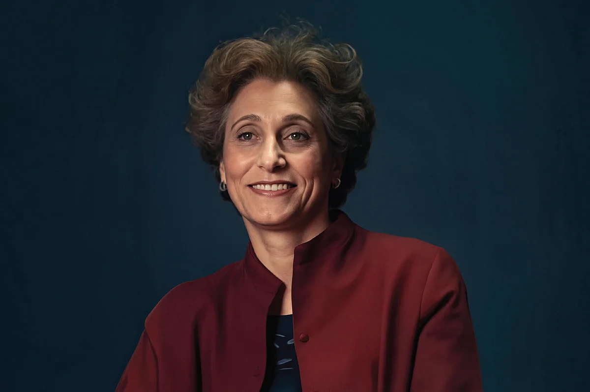 Great Arab Minds: Sheikh Mohammed awards Palestinian architect who restores old buildings