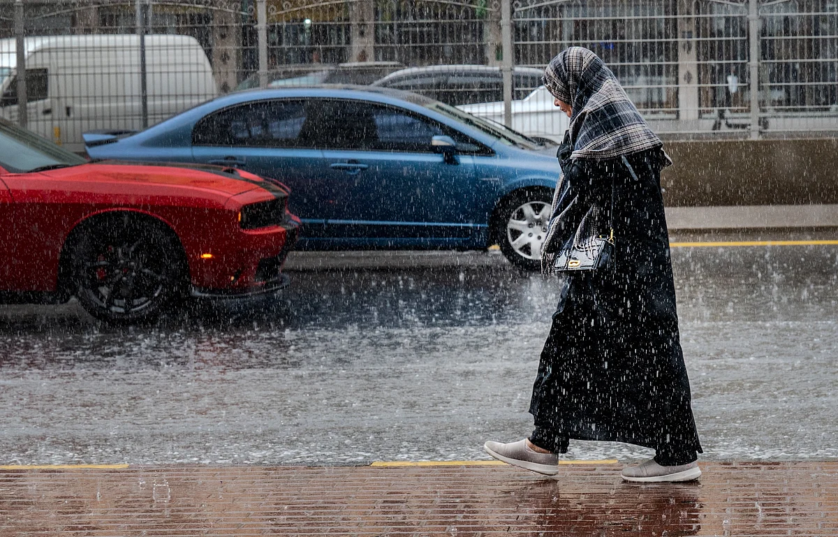 Unstable weather: Dubai Police warn against swimming and marine activities
