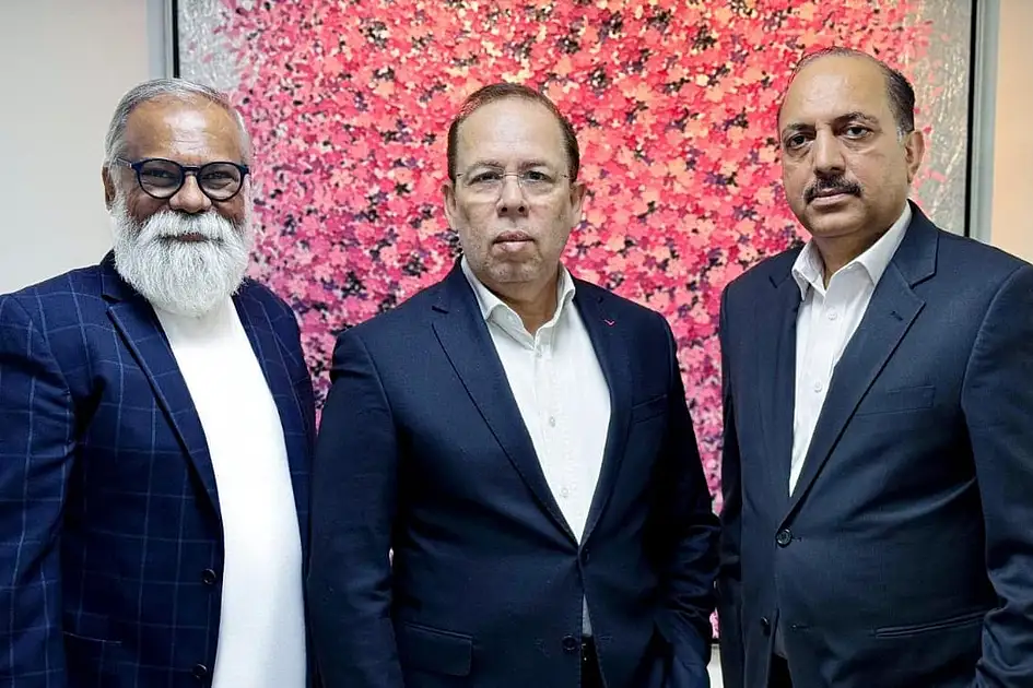 Adityan Rajesh Drones and AI to accelerate the UAE’s $17 billion e-commerce market ...