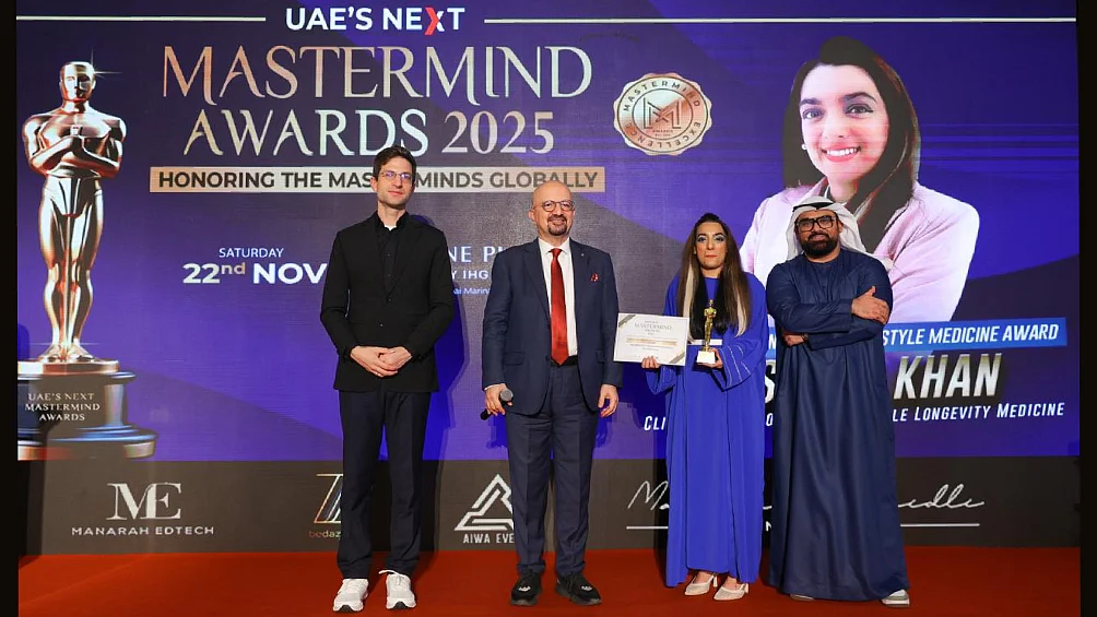 Nosheen Khan receives Longevity & Lifestyle Medicine Award at UAE’s Next Mastermind Awards 2025