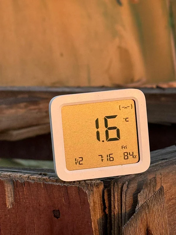 UAE: Light frost recorded north of Al Ain City; temperatures drop to near 1°C