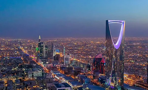 Saudi to open financial market to all foreign investors from Feb 1