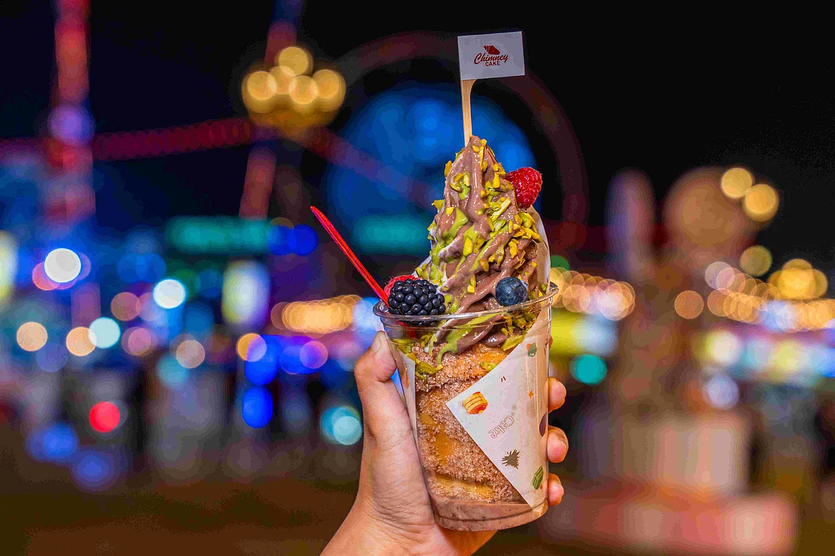 World tour in Dubai: Have you visited these 3 streets in Global Village?
