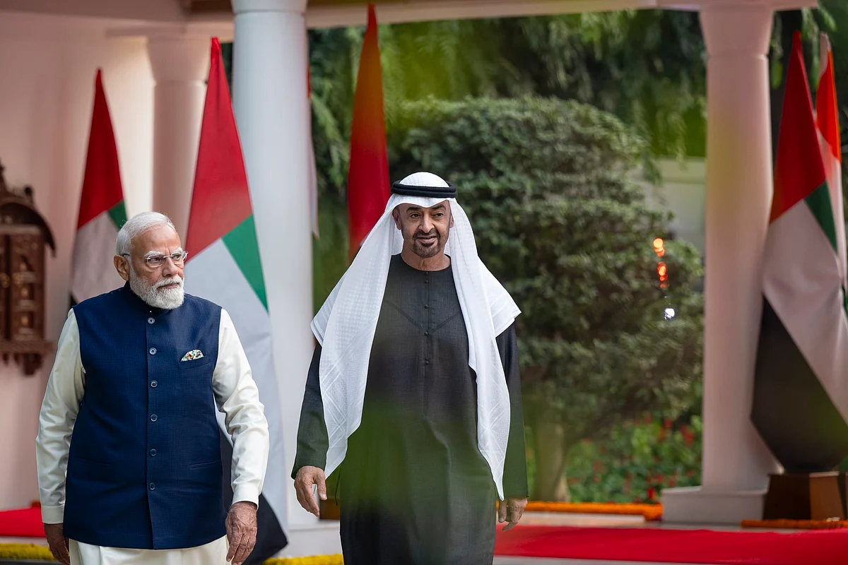 Look: UAE President touches down in India, welcomed by PM Narendra Modi during visit