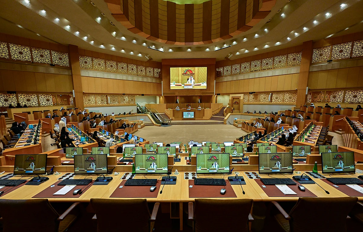 UAE lawmakers call for extending paid maternity leave to 98 days