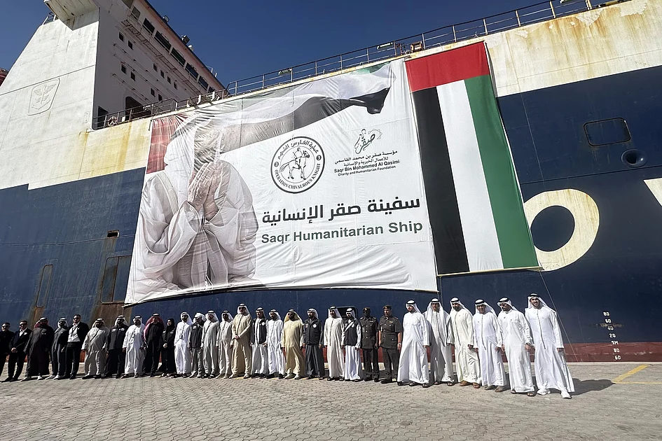 Inside RAK’s first aid ship to Gaza to send 4,000 tonnes of supplies ...
