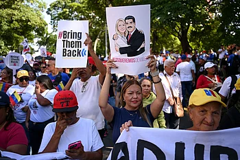 Thousands of Venezuelans march to demand Maduro's release