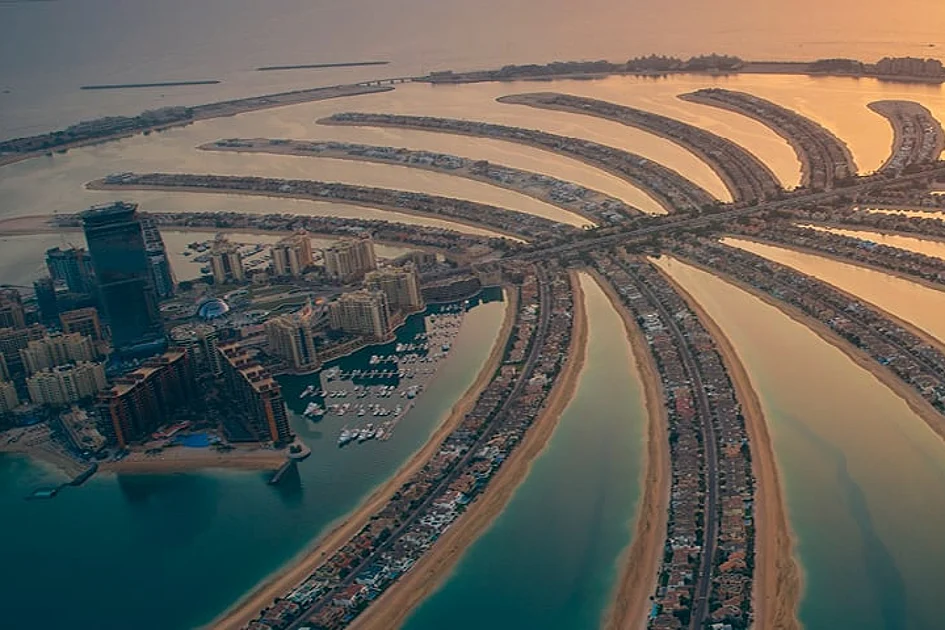 Mehr gebührenpflichtige Parkplätze in Dubai: Parkonic führt neues System ...