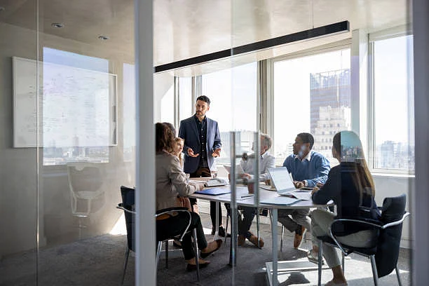 98% of UAE employees are open to change jobs for better pay: GCC Salary ...
