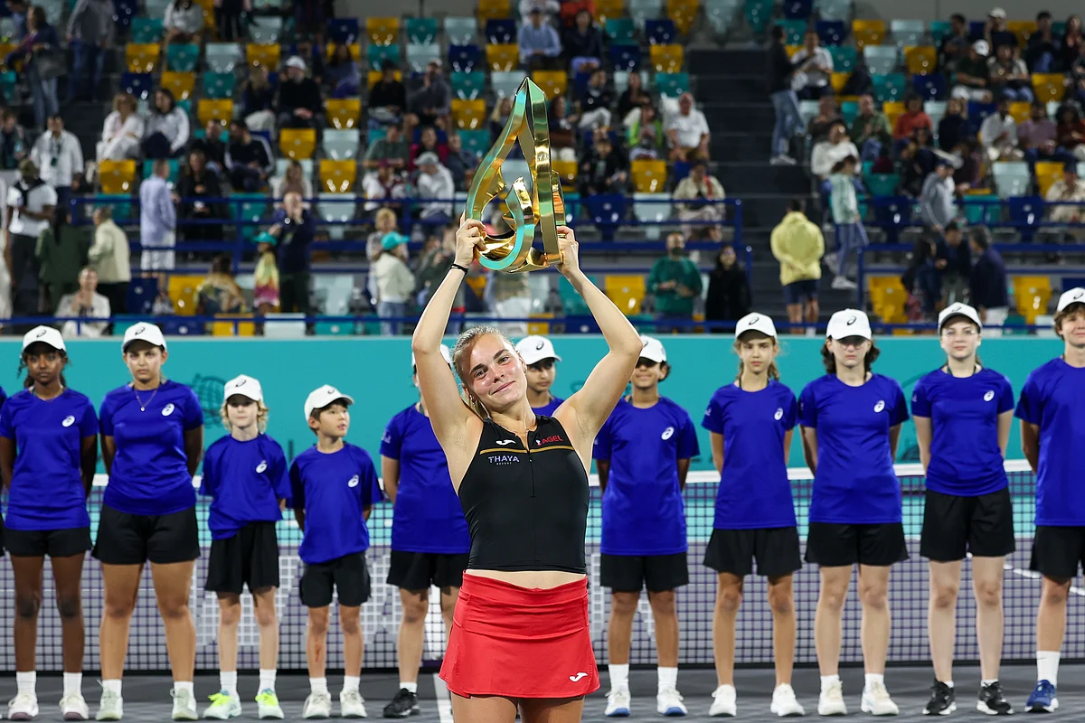 Qualifier Bejlek celebrates career-first WTA Tour title at Mubadala Abu Dhabi Open