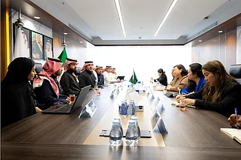 Saudi Arabia and Singapore strengthen cooperation in non-profit sector development