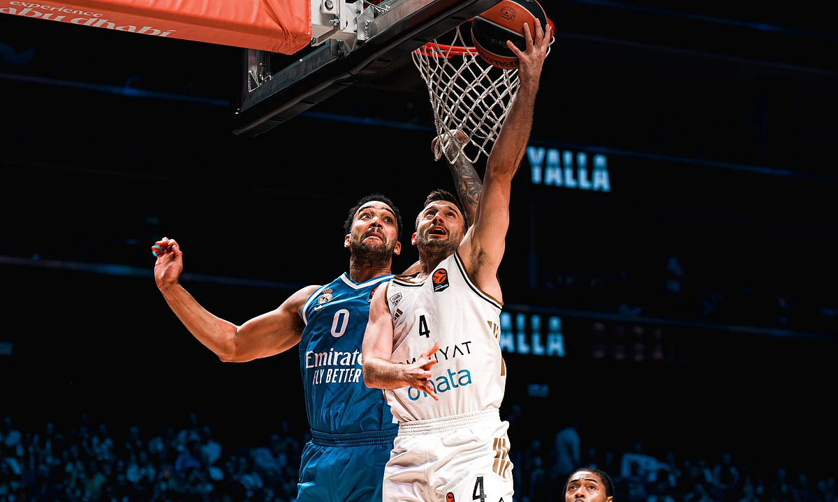 Dubai Basketball beats Real Madrid at home with decisive comeback