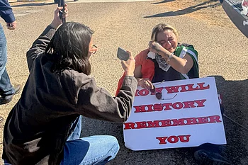 Bugs in food and sickness haunt immigrants held in Texas